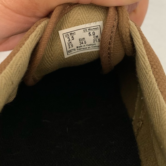 Khaki Vans NEW WITHOUT TAGS - Picture 5 of 6